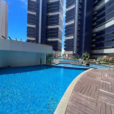 Class - 3 Bedroom Penthouse With Sea View *