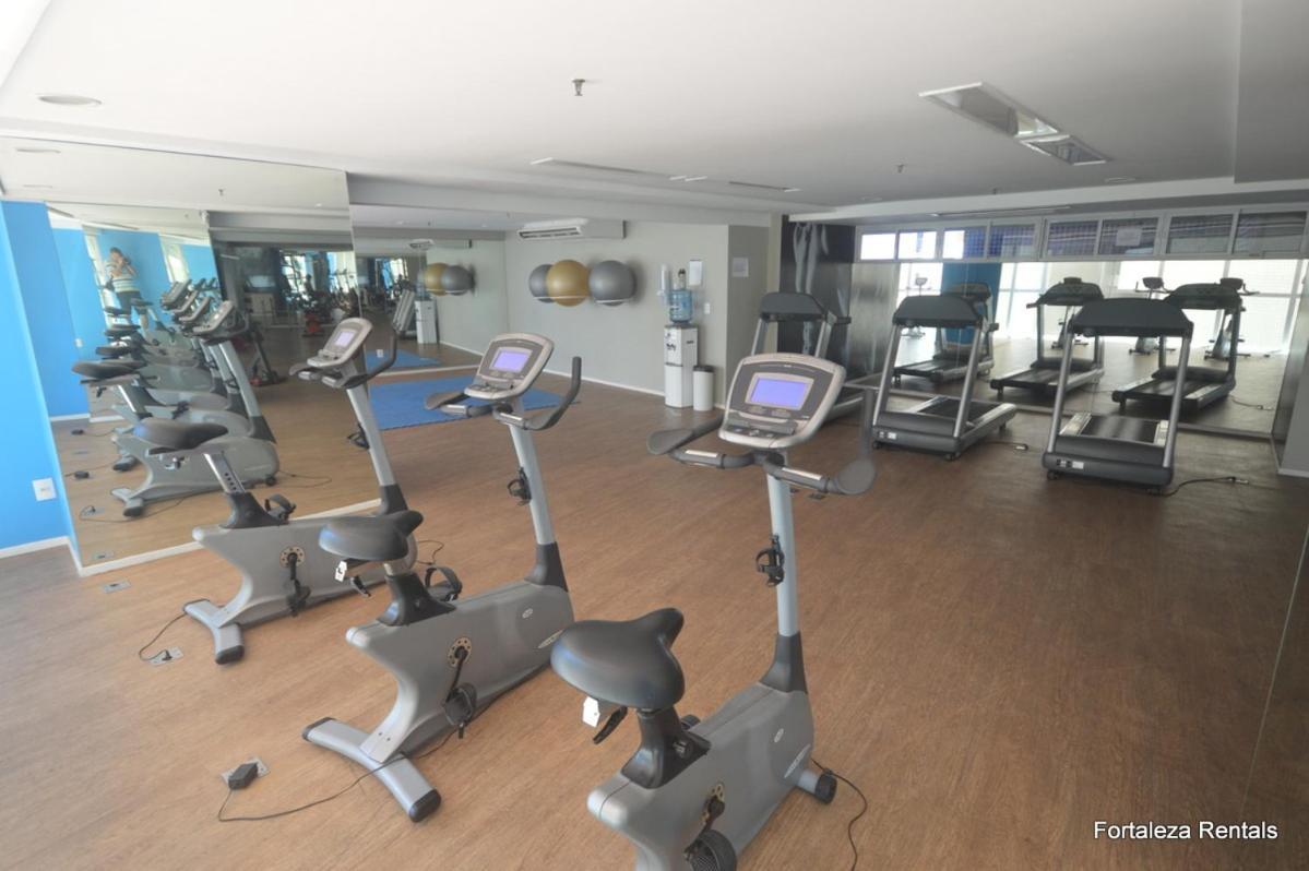 Class - 3 Bedroom Penthouse With Sea View *
