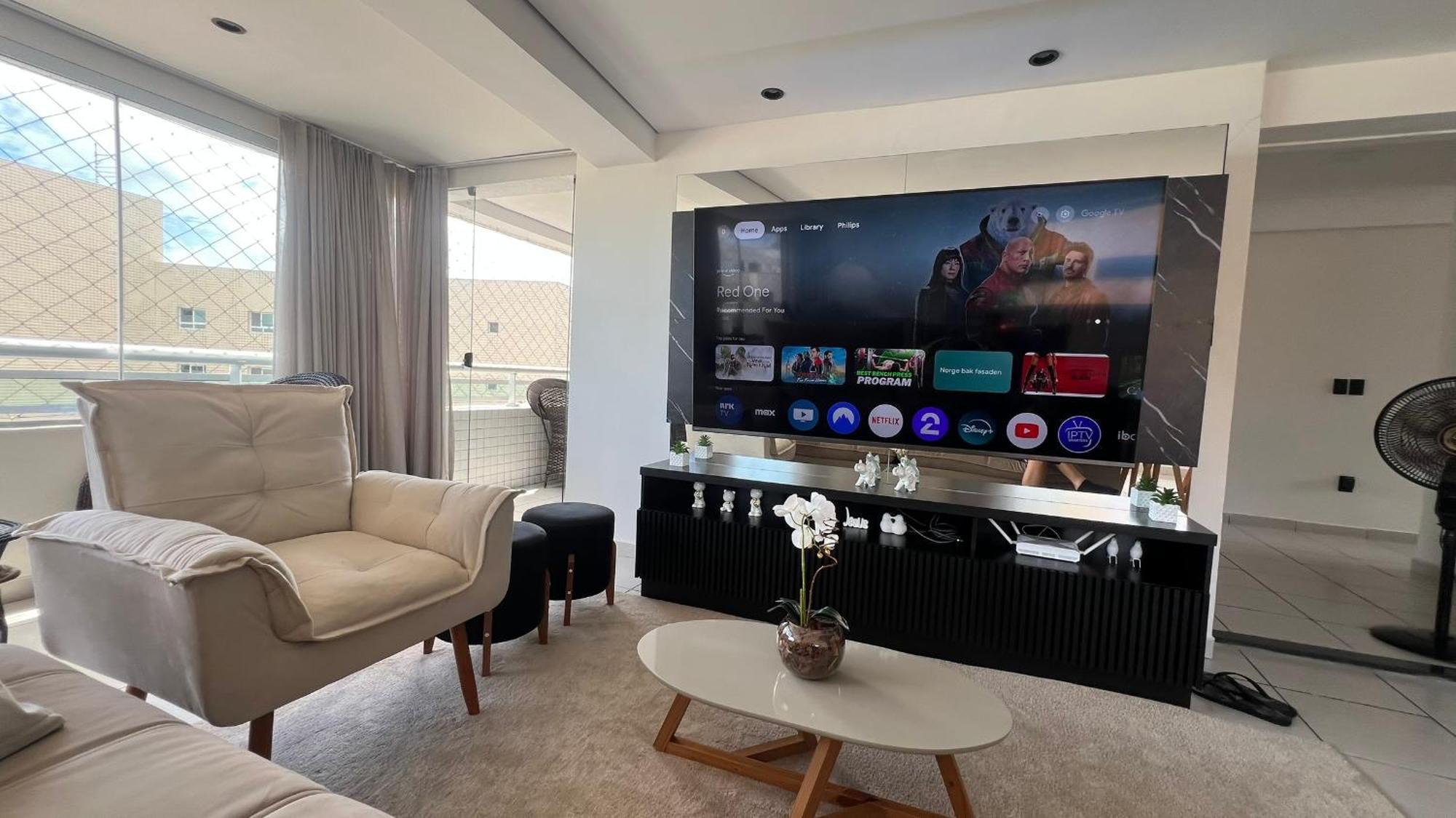 Class - 3 Bedroom Penthouse With Sea View